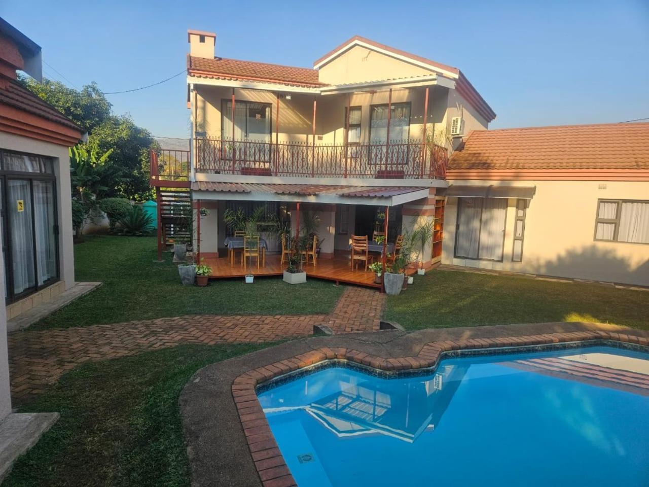 Ezulwini Guest House מראה חיצוני תמונה