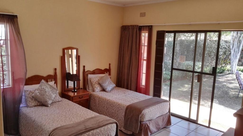 Ezulwini Guest House מראה חיצוני תמונה
