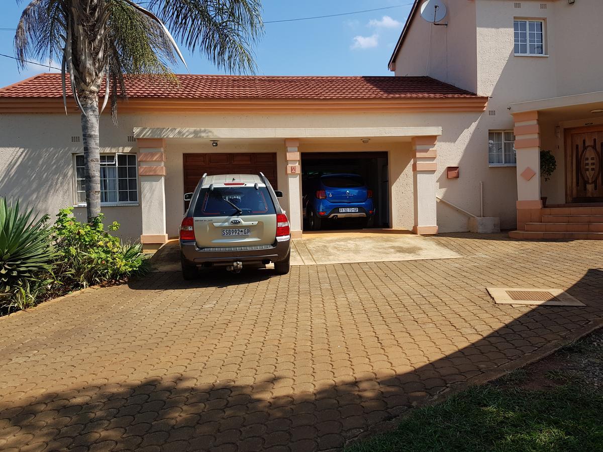 Ezulwini Guest House מראה חיצוני תמונה