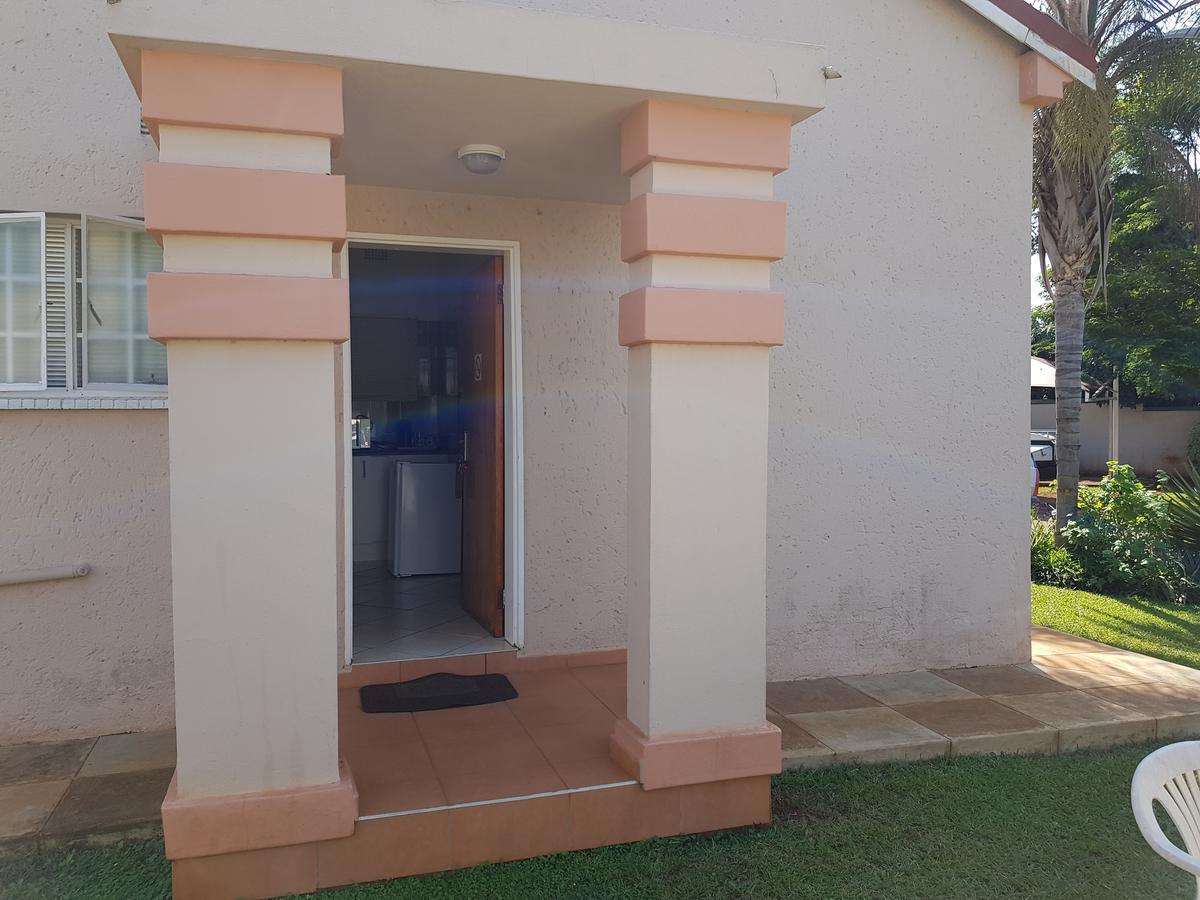 Ezulwini Guest House מראה חיצוני תמונה