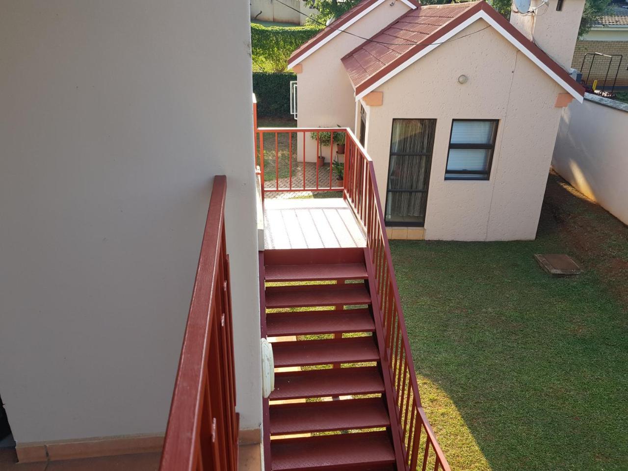 Ezulwini Guest House מראה חיצוני תמונה