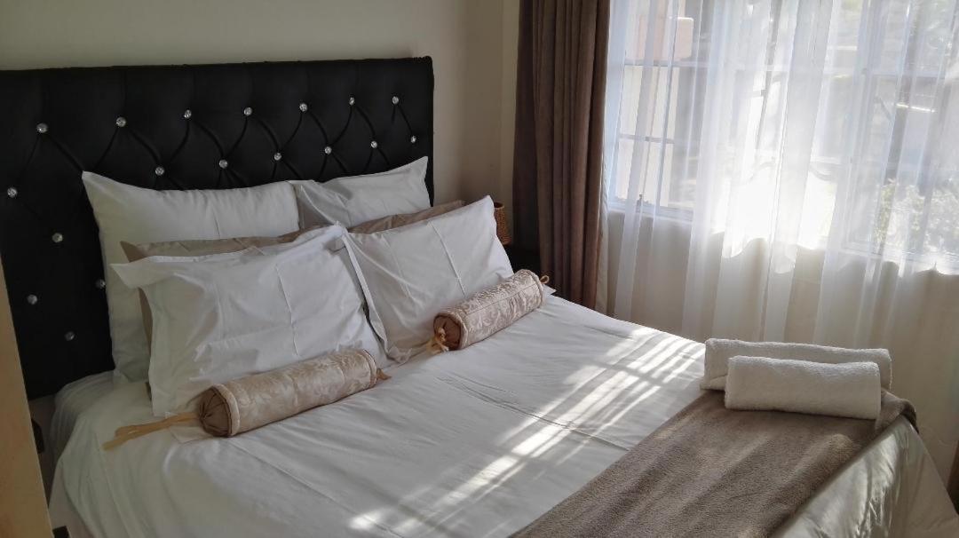 Ezulwini Guest House מראה חיצוני תמונה